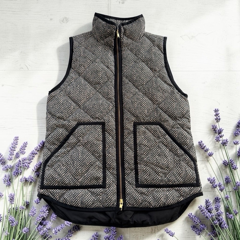 J Crew Excursion Quilted Puffer Vest Womens XS Herringbone Zip Front Pockets